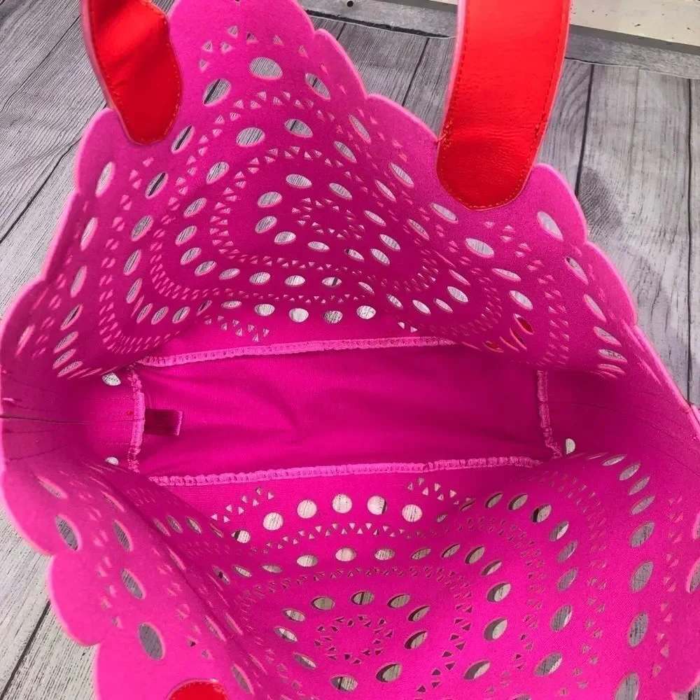 Elizabeth Arden laser cut tote red/purple-pink OS